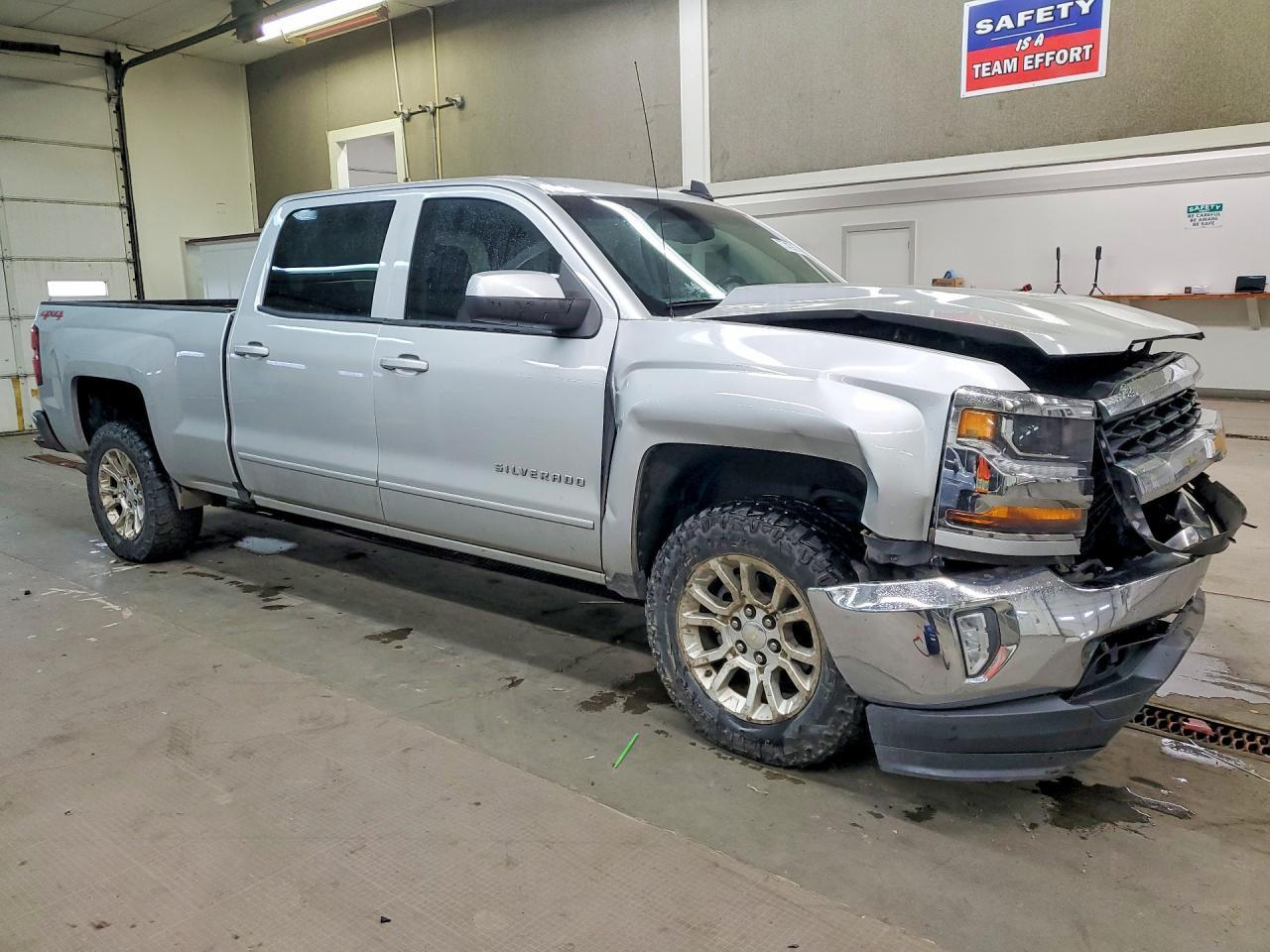 2017 Chevrolet Silverado K1500 Lt - zdjęcie 4