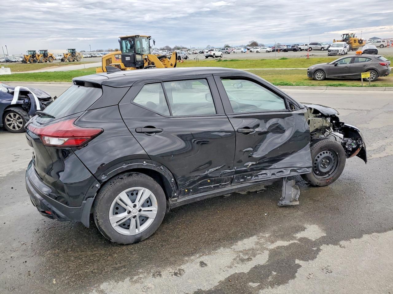 2024 Nissan Kicks S - zdjęcie 3