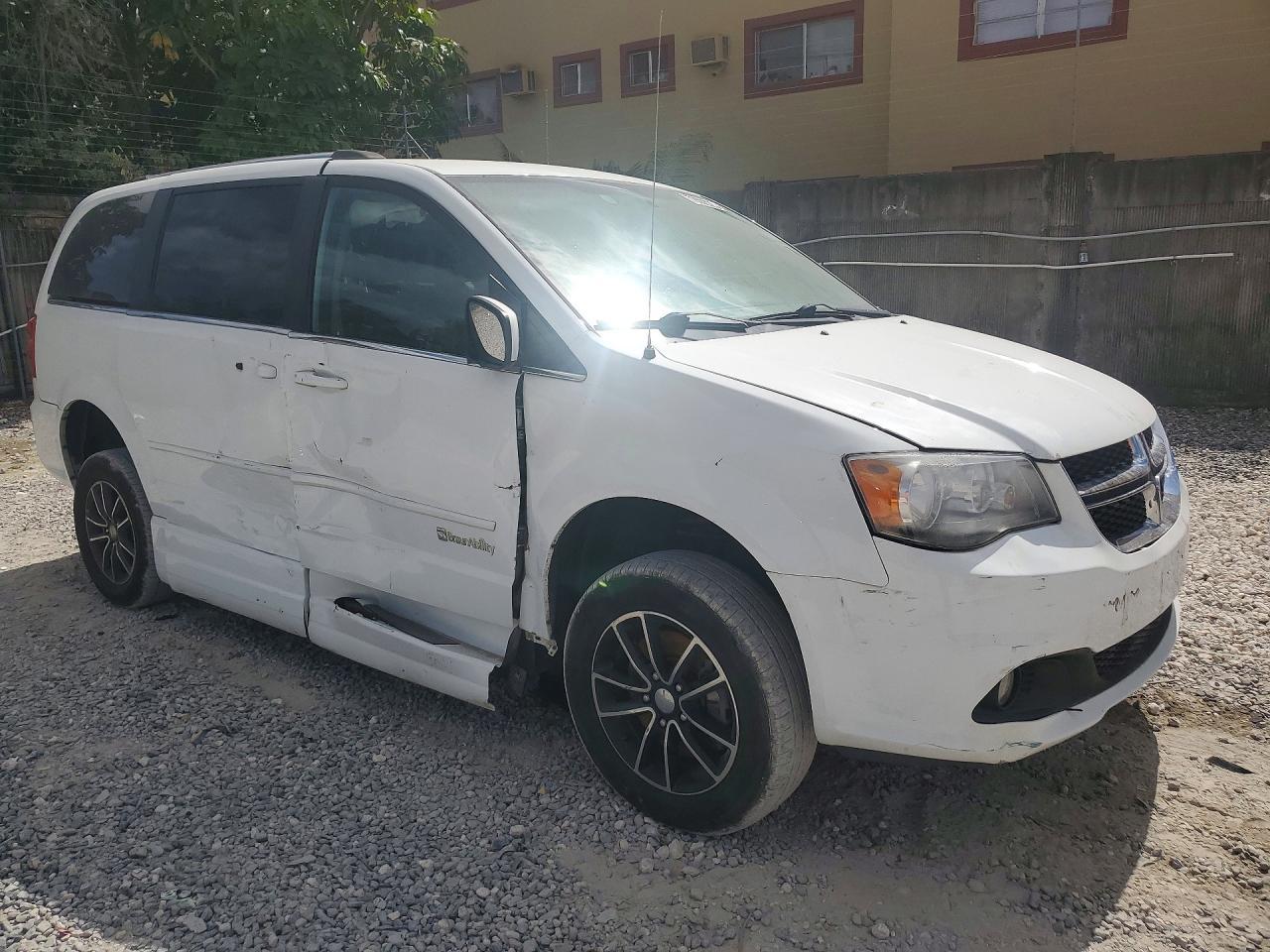 2017 Dodge Grand Caravan Sxt - zdjęcie 4