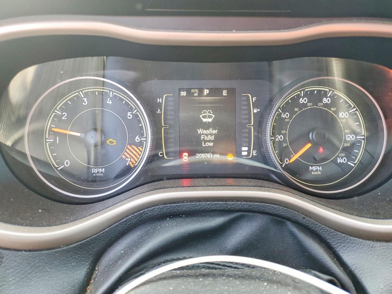 2015 Jeep Cherokee Latitude - zdjęcie 9