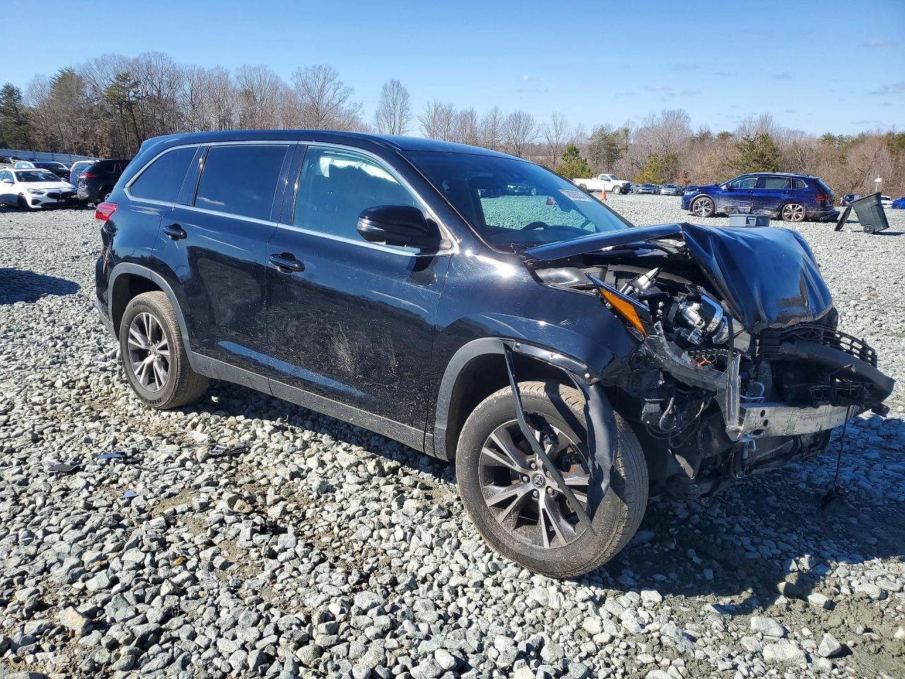 2019 Toyota Highlander Le - zdjęcie 4