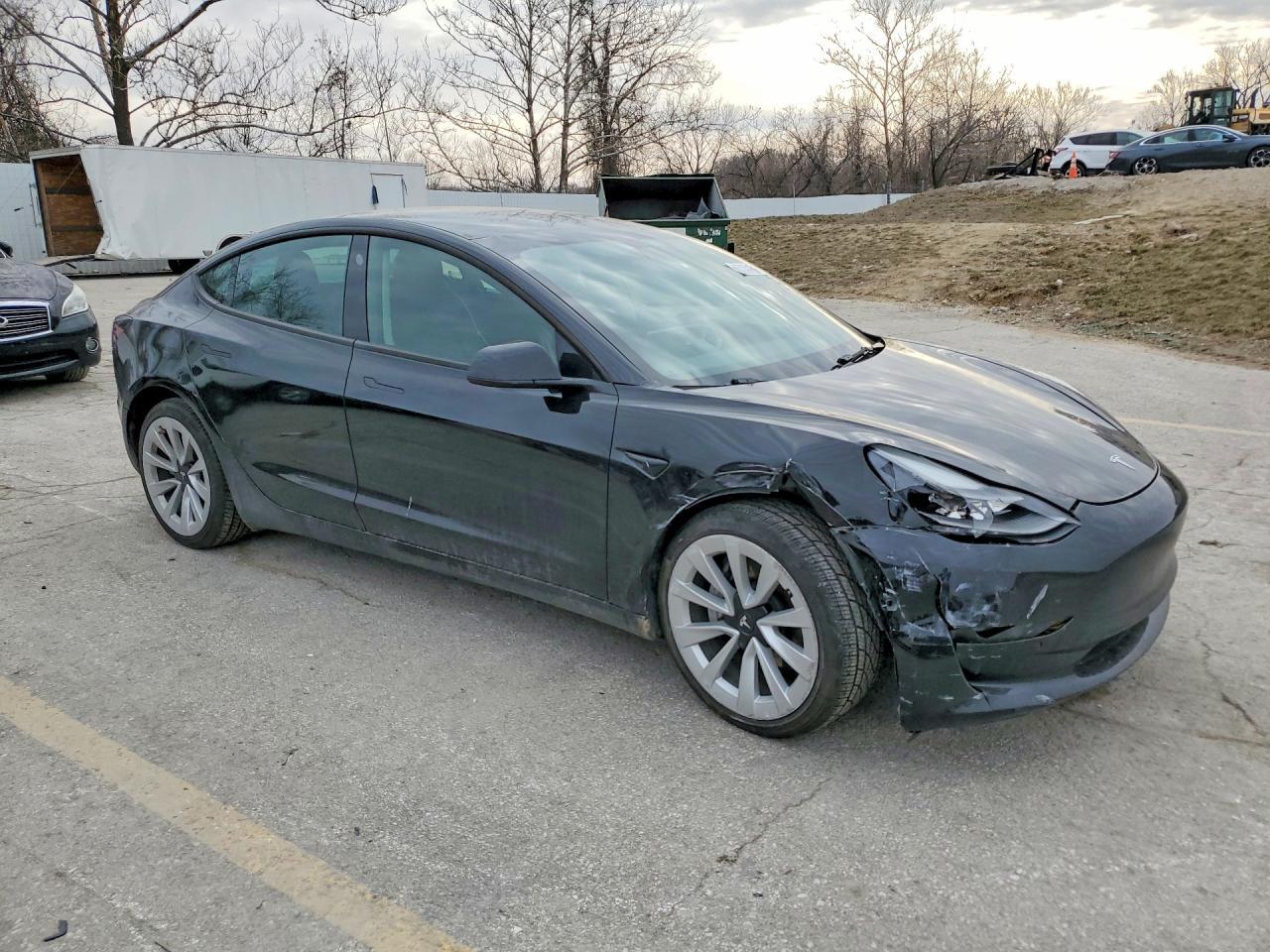 2022 Tesla Model 3 - zdjęcie 4