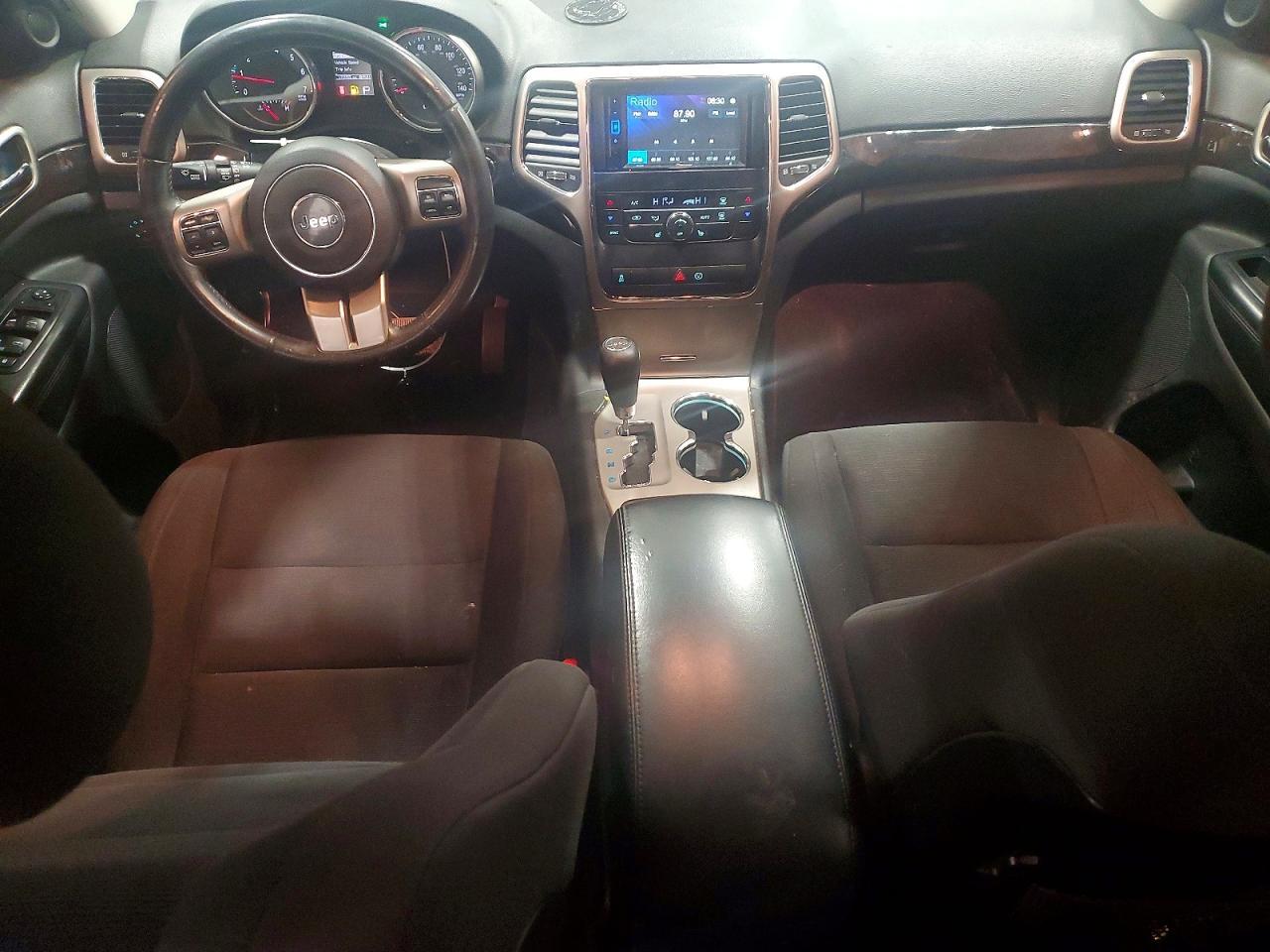 2013 Jeep Grand Cherokee Laredo - zdjęcie 8