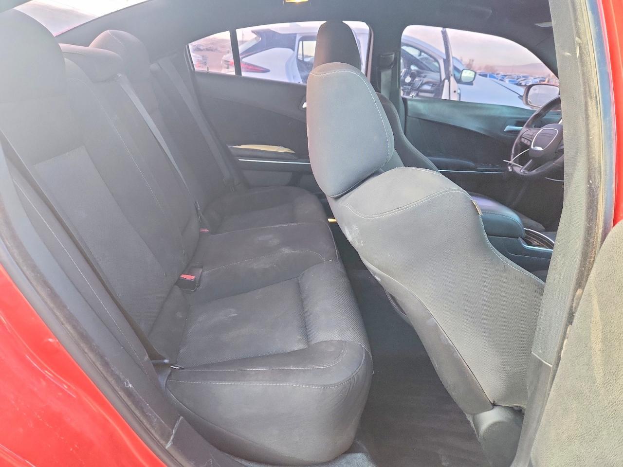 2017 Dodge Charger - zdjęcie 10