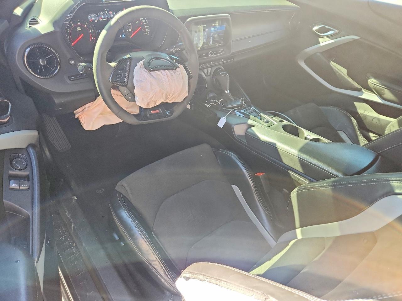 2023 Chevrolet Camaro Lt1 - zdjęcie 8