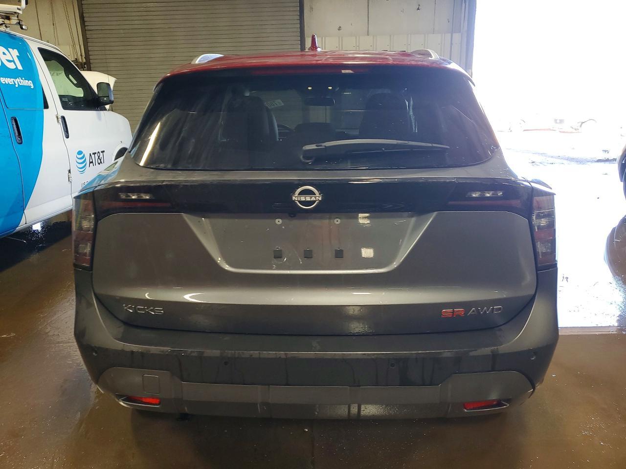 2025 Nissan Kicks Sr - zdjęcie 6