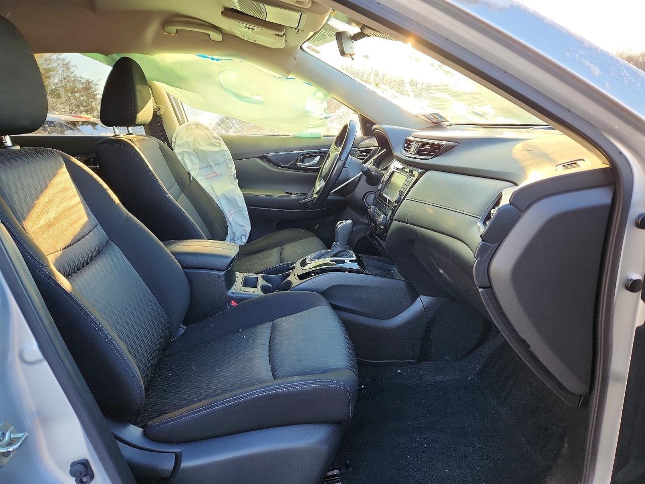 2020 Nissan Rogue Sv - zdjęcie 7