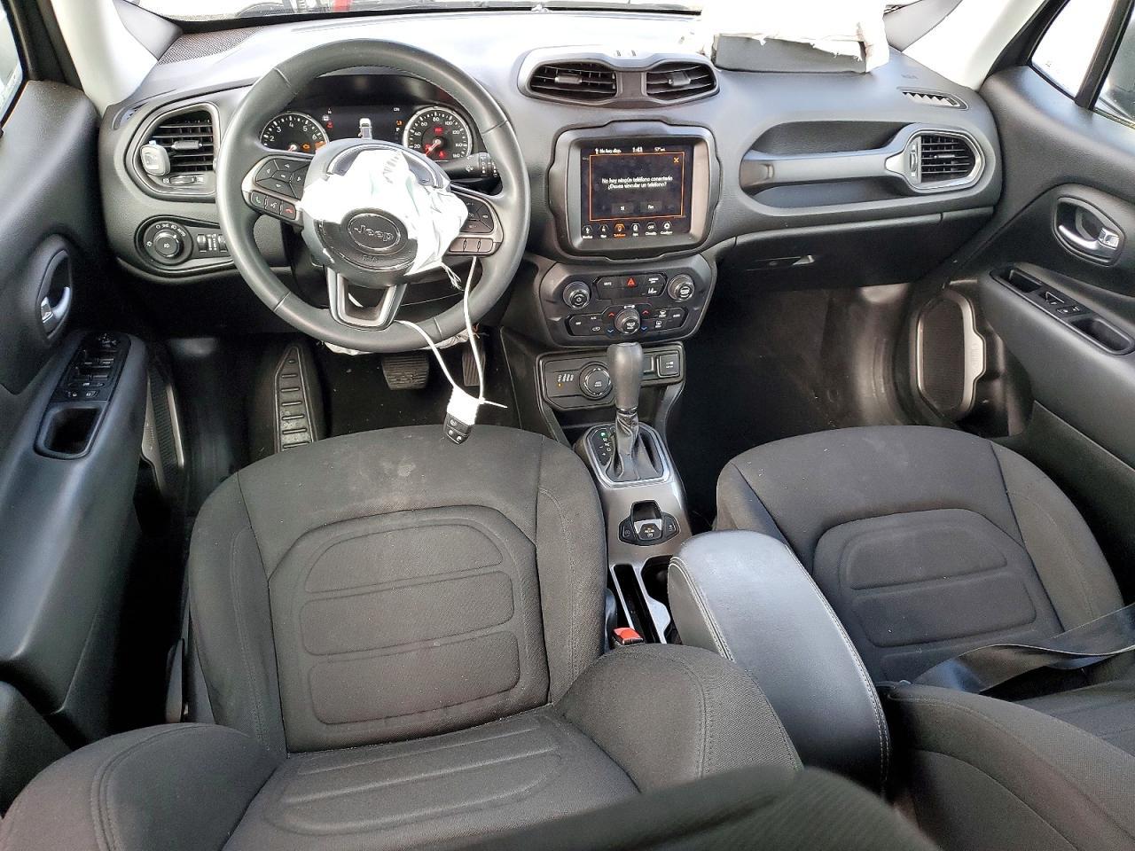2022 Jeep Renegade Latitude - zdjęcie 8
