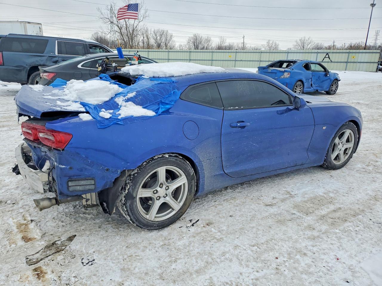 2020 Chevrolet Camaro Ls - zdjęcie 3