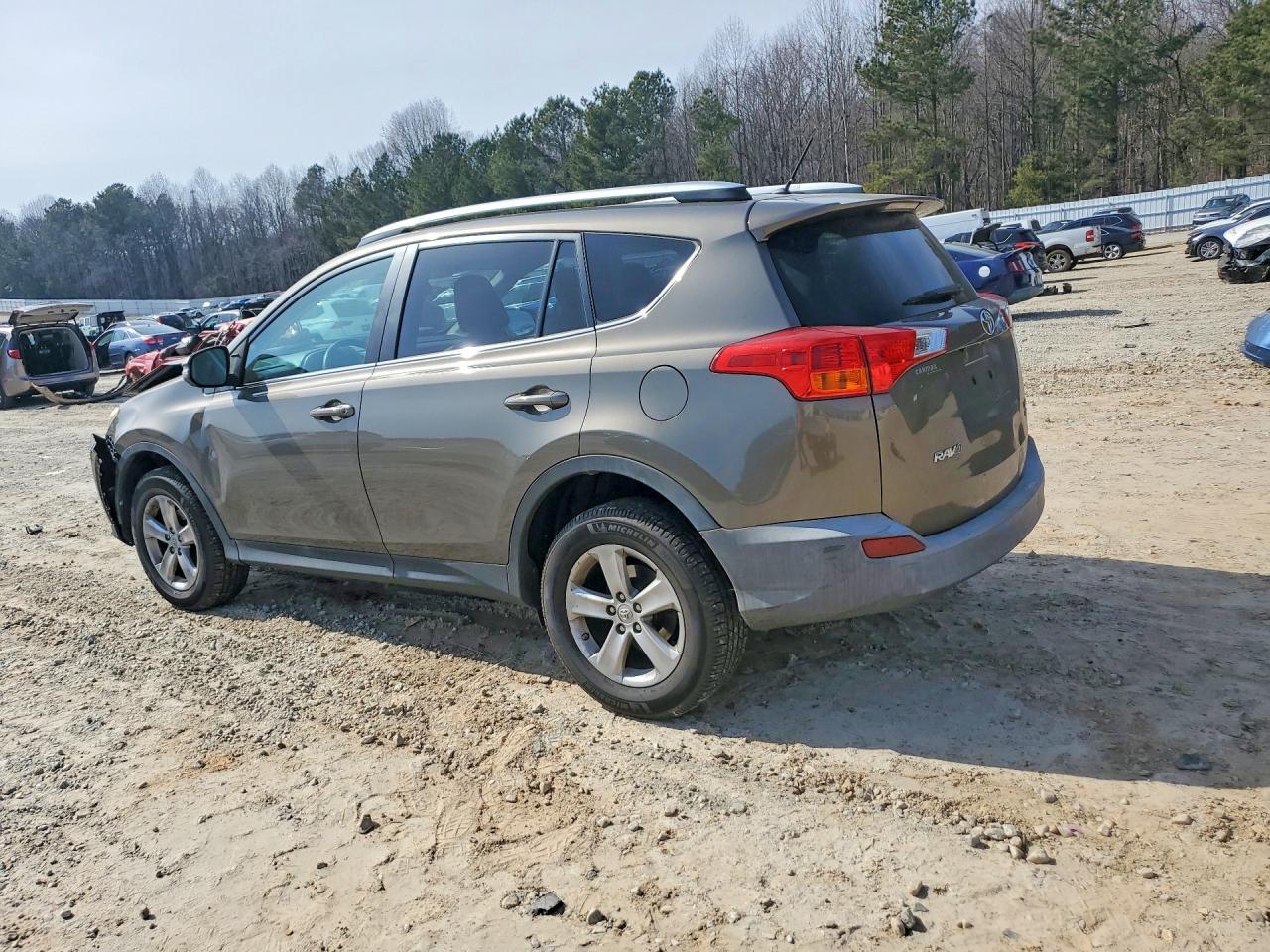 2013 Toyota Rav4 Xle - zdjęcie 2