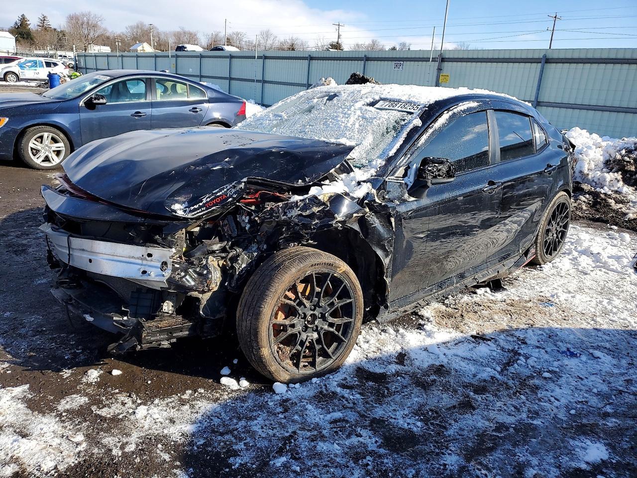 2020 Toyota Camry Trd - zdjęcie główne