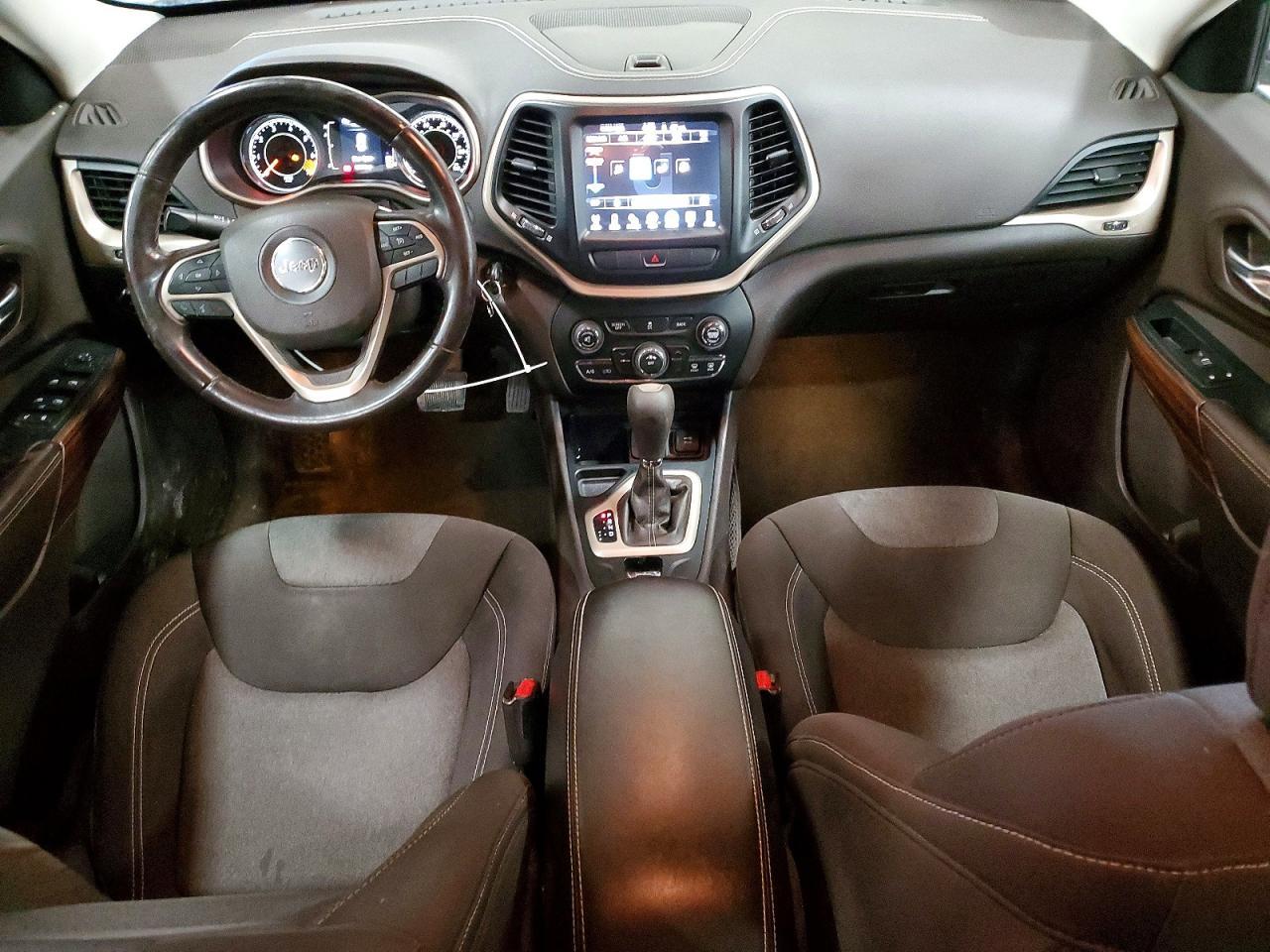 2014 Jeep Cherokee Latitude - zdjęcie 8