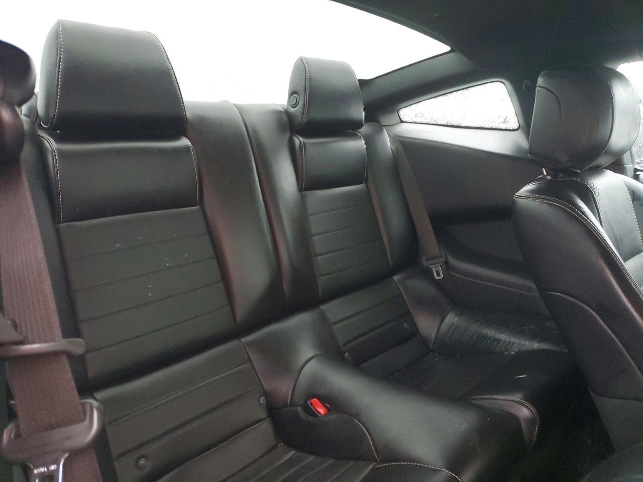 2014 Ford Mustang - zdjęcie 10