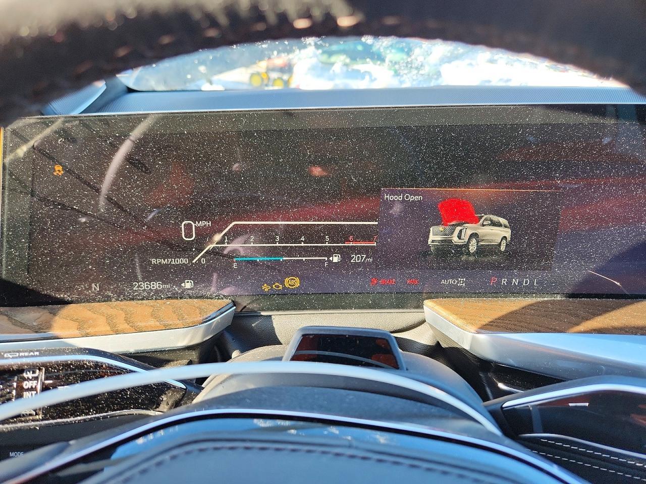 2025 Cadillac Escalade - zdjęcie 9