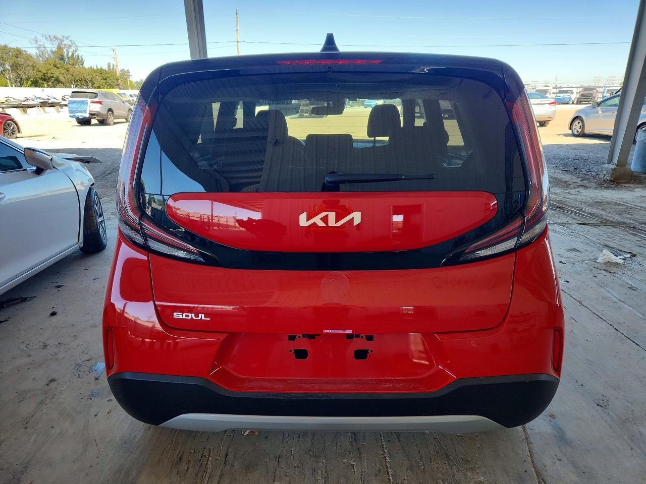 2024 Kia Soul Lx - zdjęcie 6