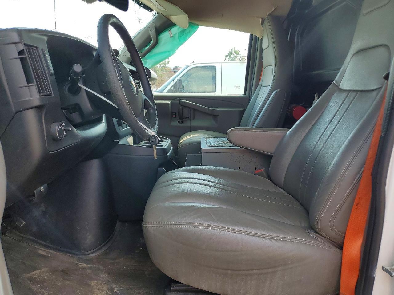 2019 Chevrolet Express G2500 - zdjęcie 7