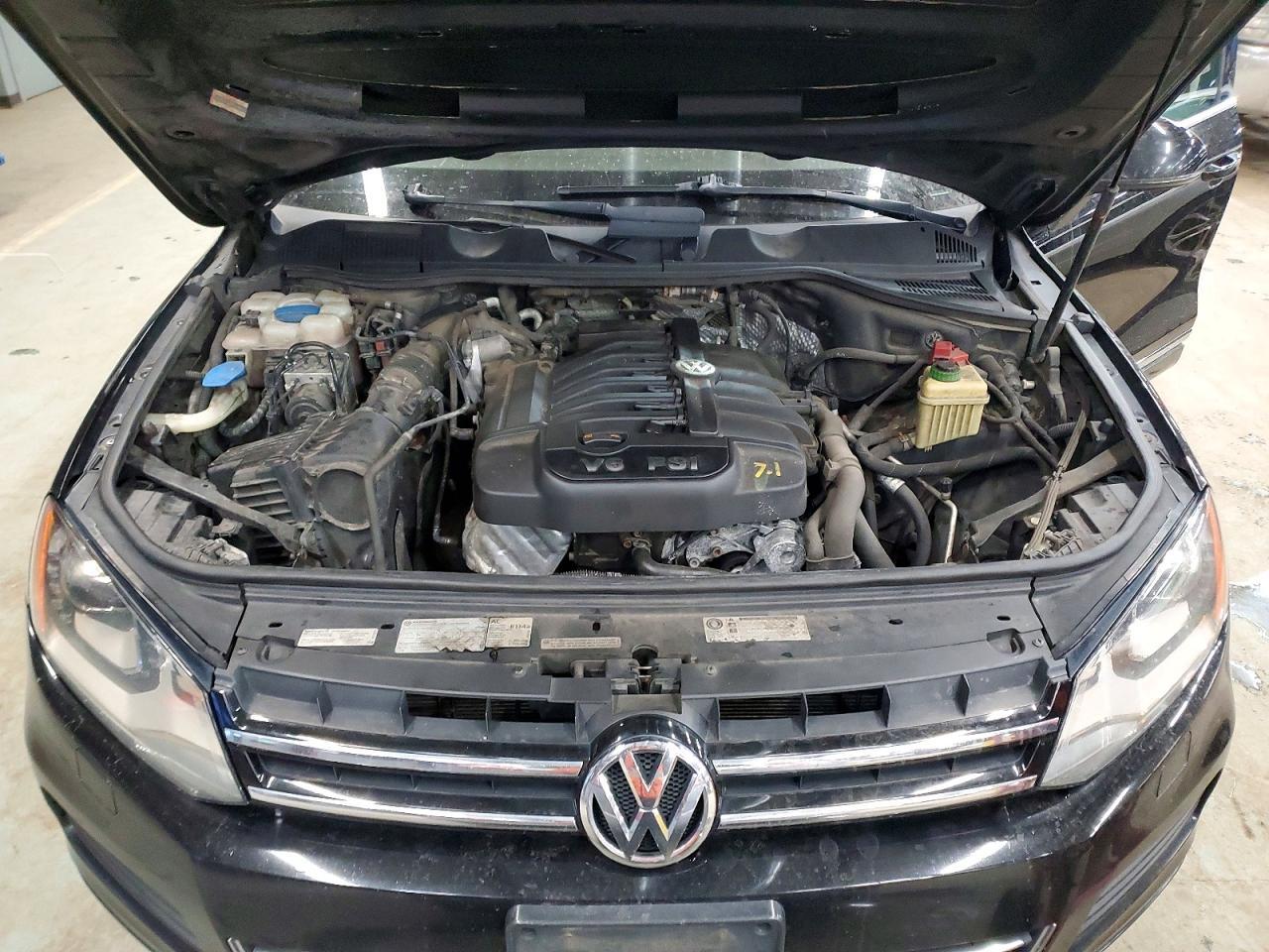 2013 Volkswagen Touareg V6 - zdjęcie 12