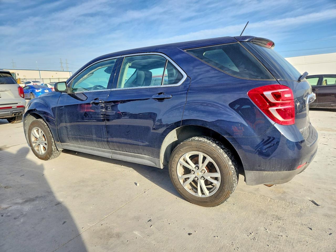 2017 Chevrolet Equinox Ls - zdjęcie 2