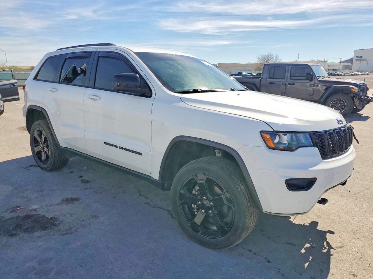 2018 Jeep Grand Cherokee Laredo - zdjęcie 4