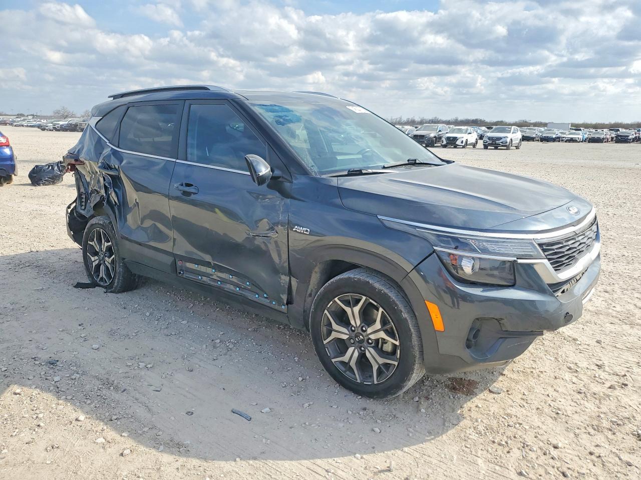 2021 Kia Seltos Ex - zdjęcie 4