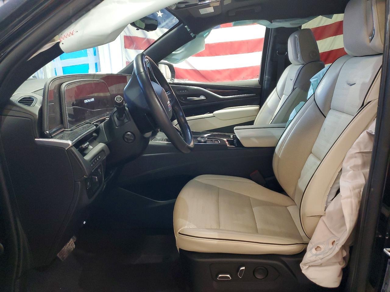 2022 Cadillac Escalade Sport - zdjęcie 7