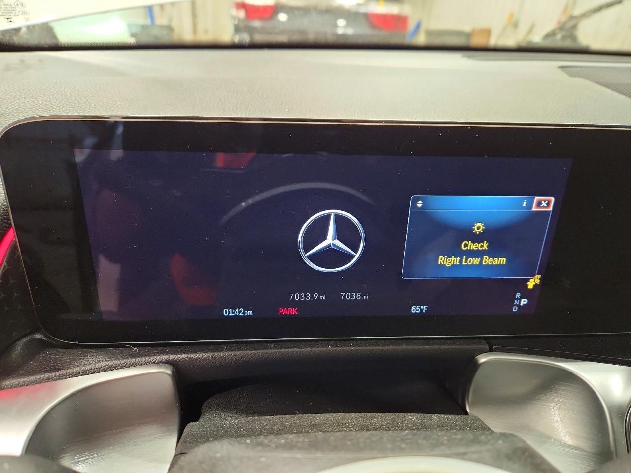 2024 Mercedes-Benz Eqb 300 4Matic - zdjęcie 9