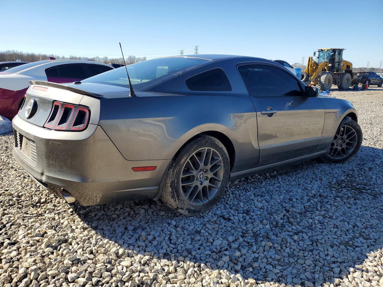 2014 Ford Mustang - zdjęcie 3