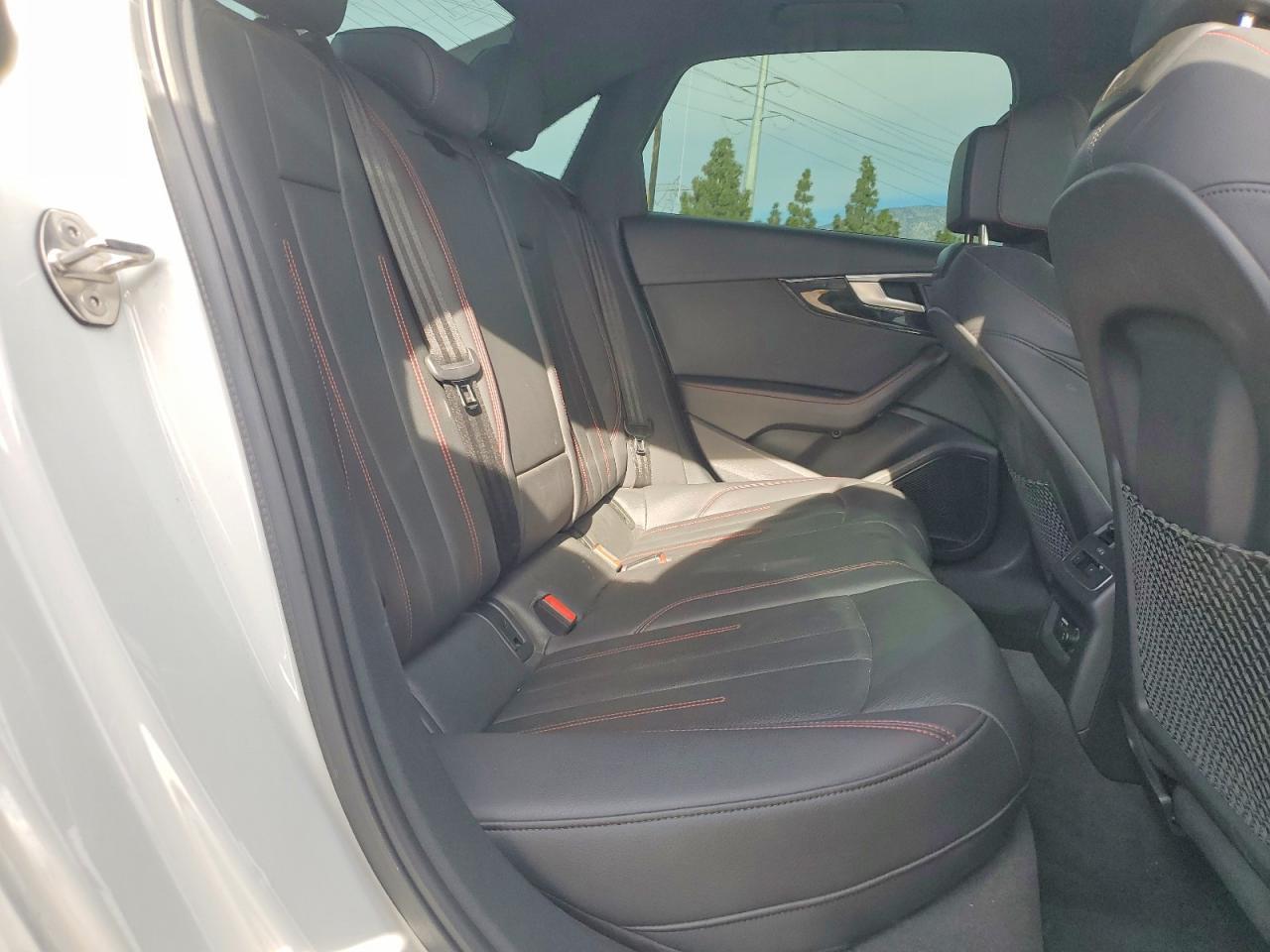 2019 Audi A4 Premium Plus - zdjęcie 10