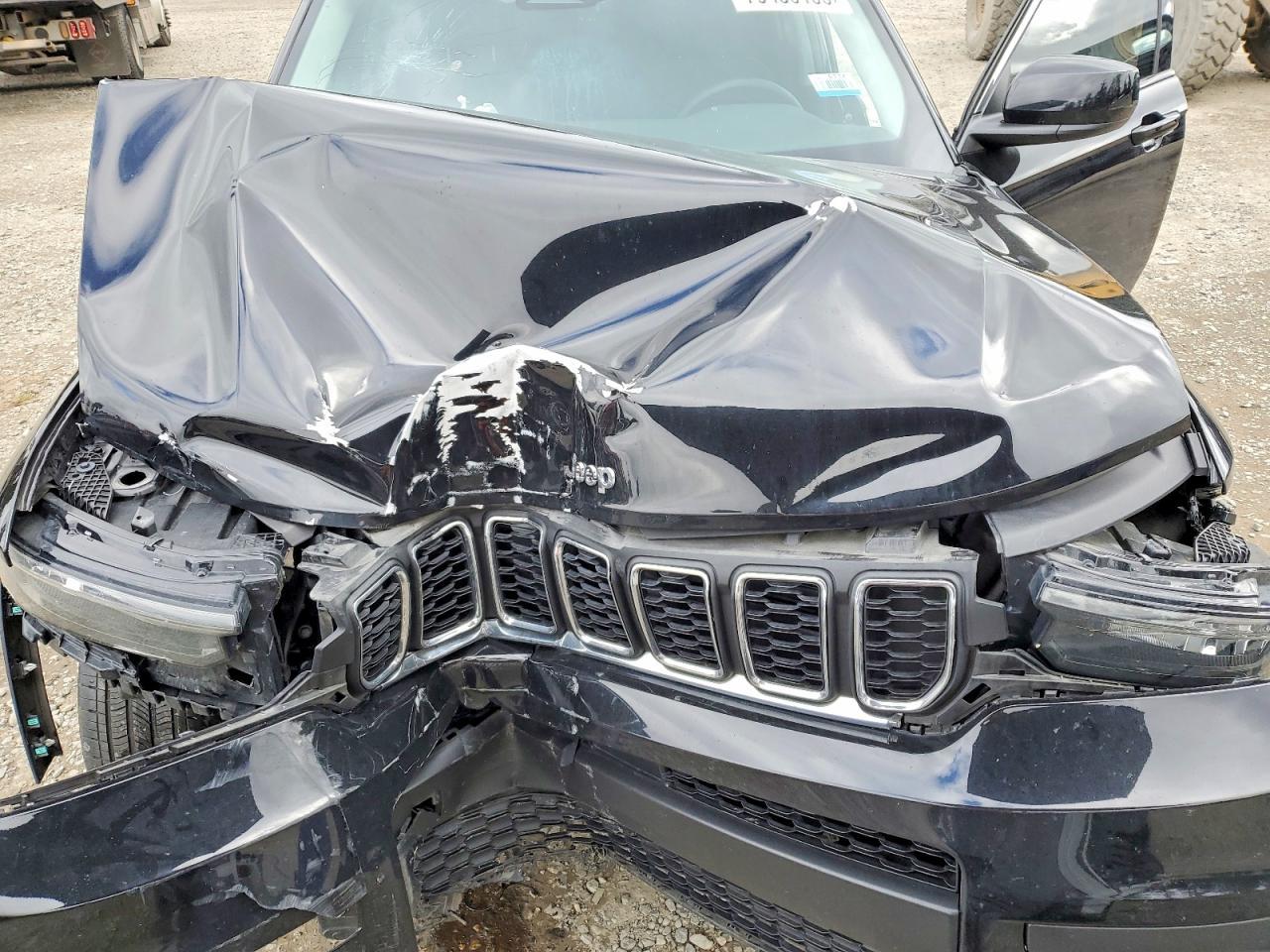 2023 Jeep Grand Cherokee L Laredo - zdjęcie 12