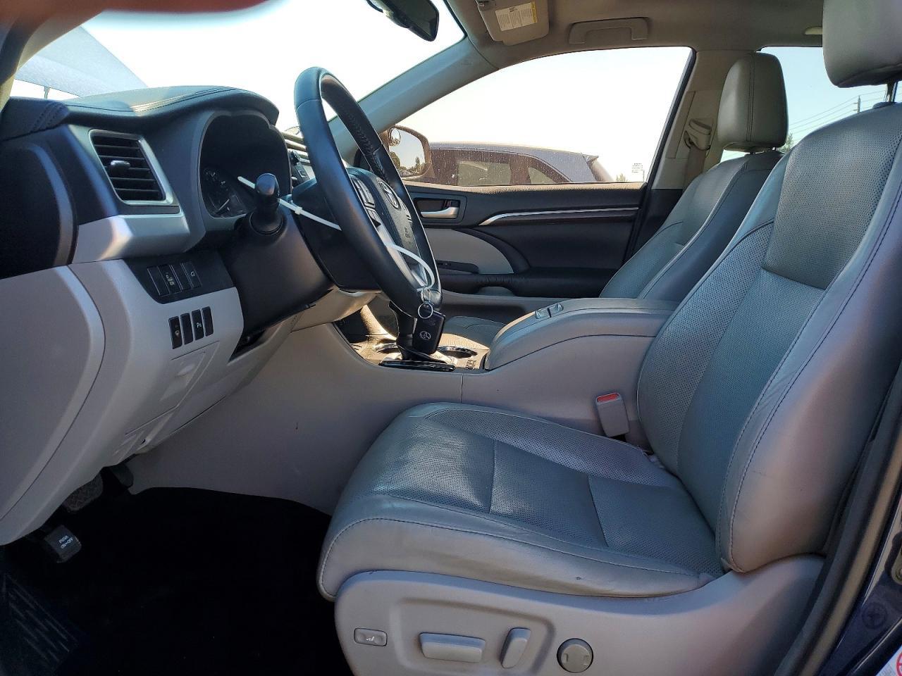 2016 Toyota Highlander Limited - zdjęcie 7
