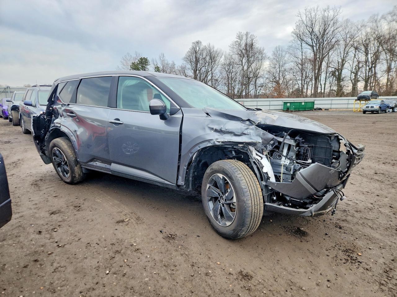 2025 Nissan Rogue Sv - zdjęcie 4