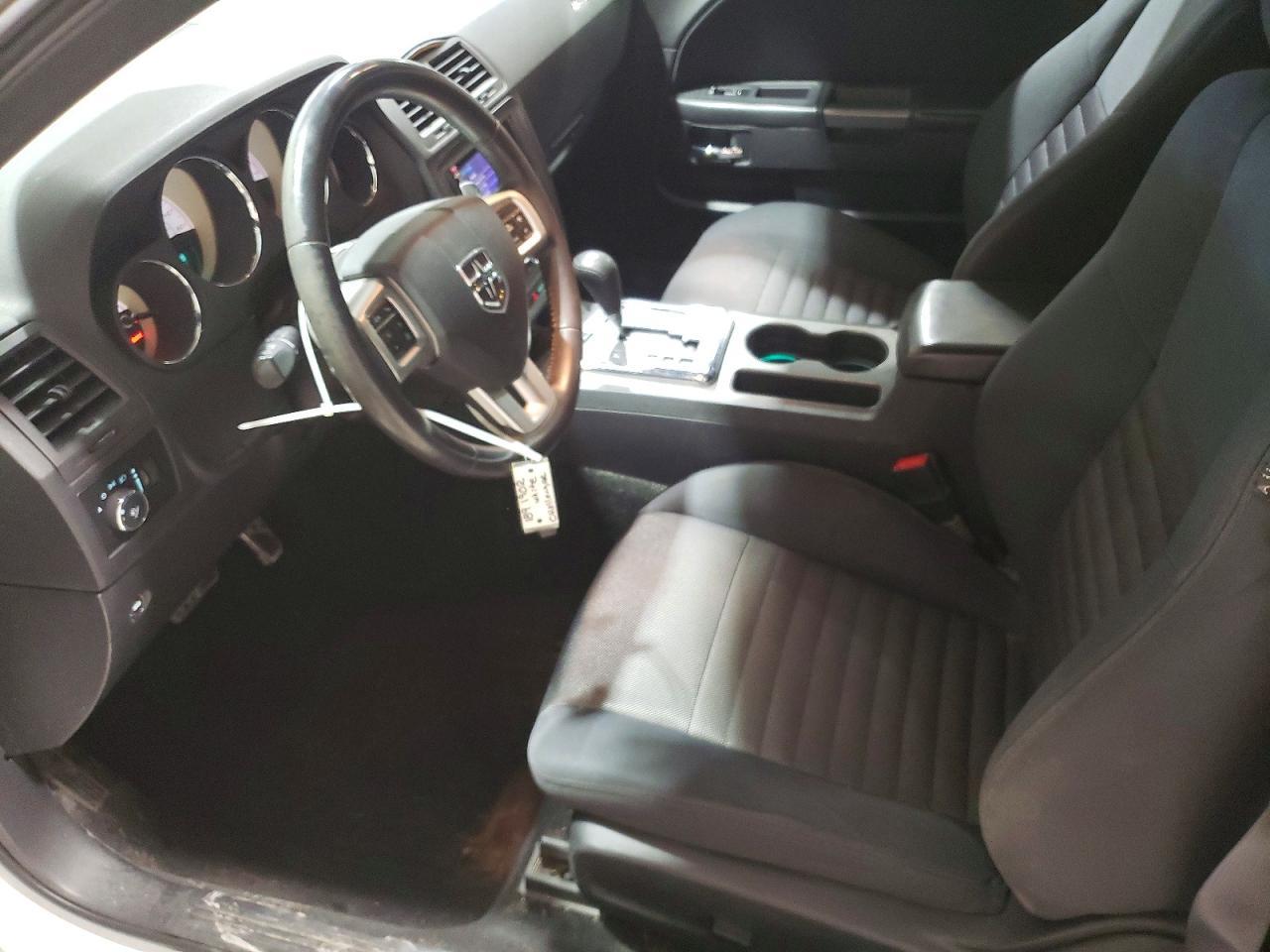 2014 Dodge Challenger R/T - zdjęcie 7