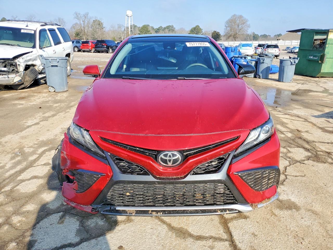 2021 Toyota Camry Xse - zdjęcie 5