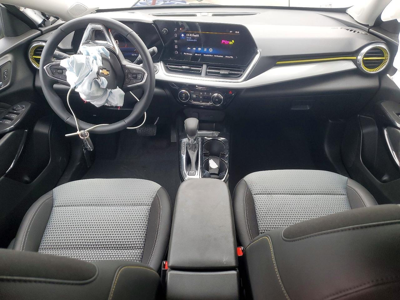 2025 Chevrolet Trax 1Lt - zdjęcie 8