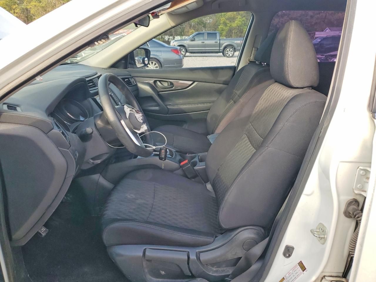 2020 Nissan Rogue S - zdjęcie 7