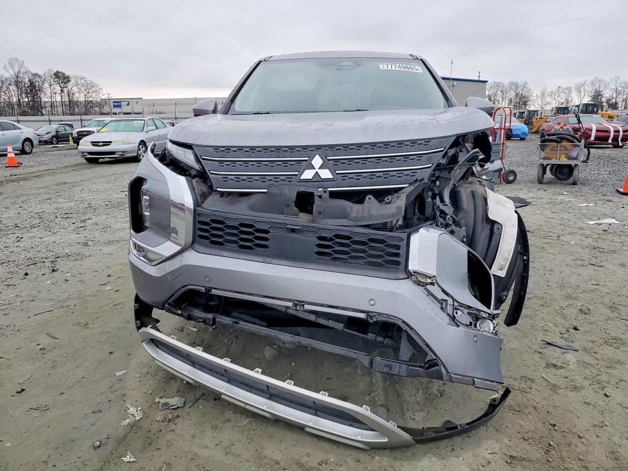 2022 Mitsubishi Outlander Se - zdjęcie 5