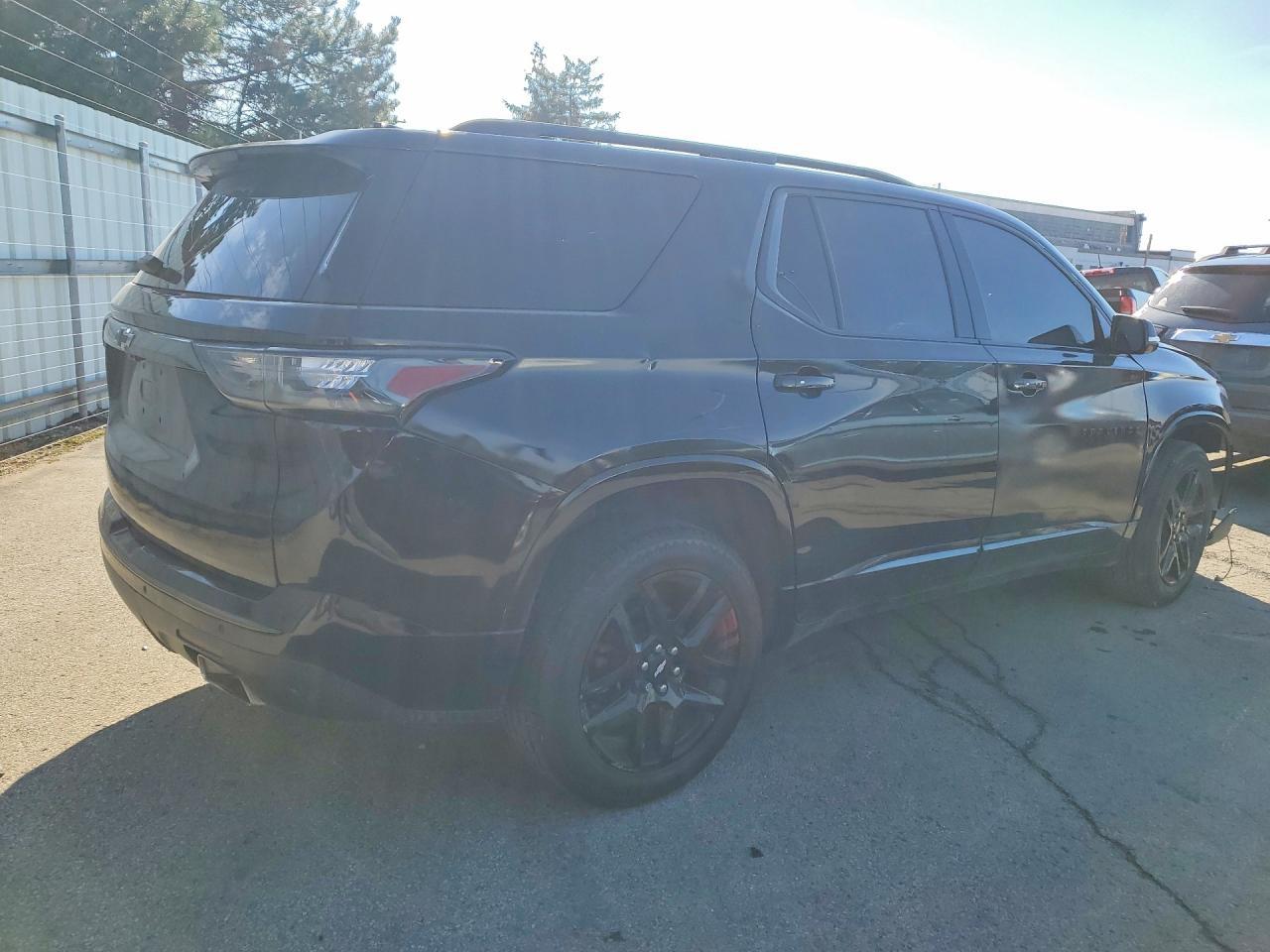 2018 Chevrolet Traverse Premier - zdjęcie 3