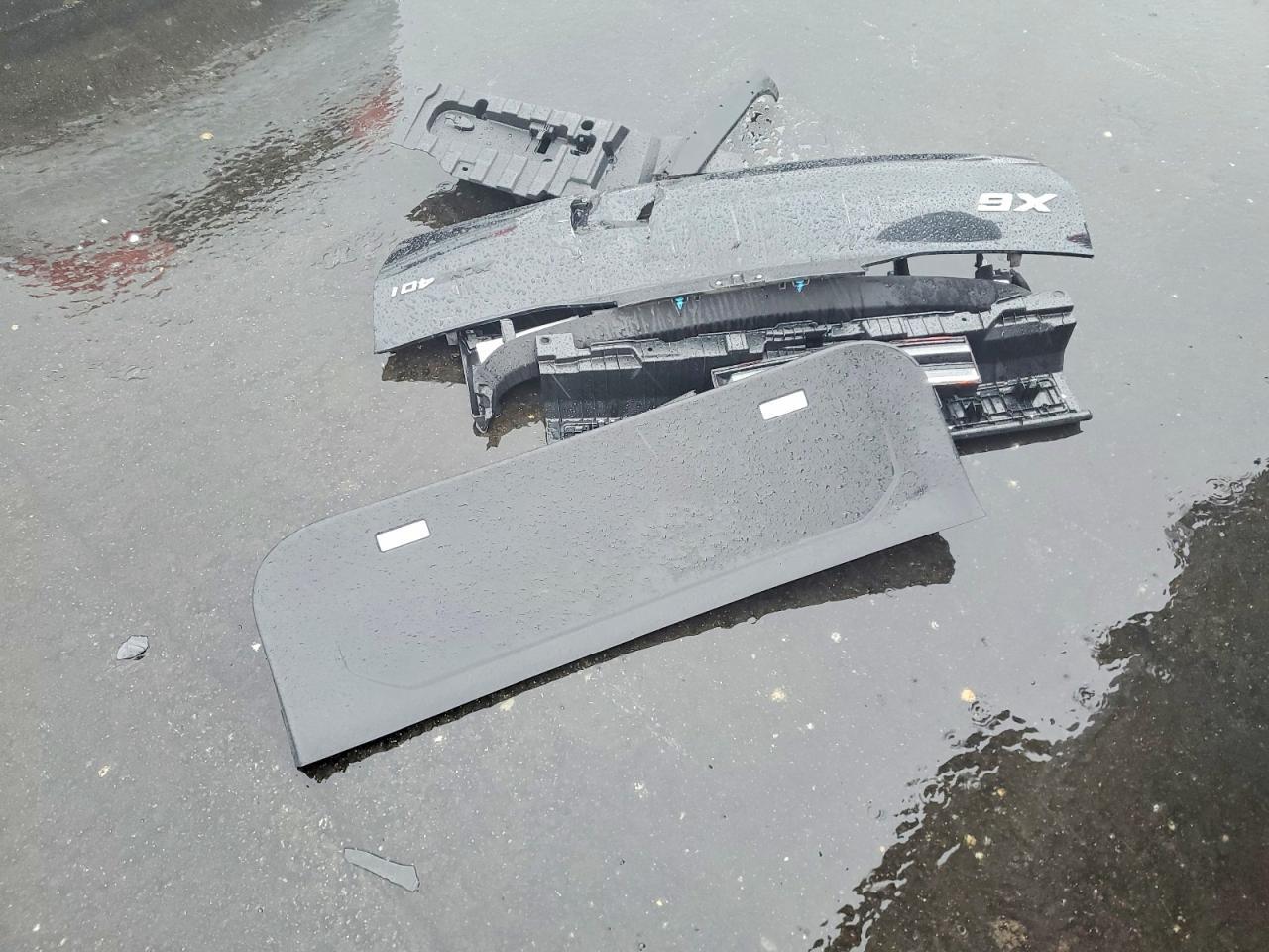 2023 BMW X6 xDrive40I - zdjęcie 13