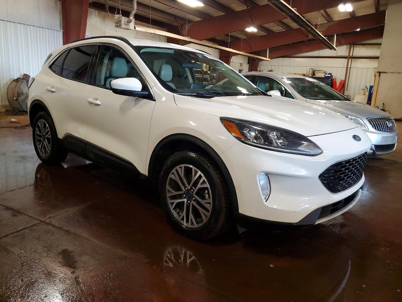 2020 Ford Escape Sel - zdjęcie 4