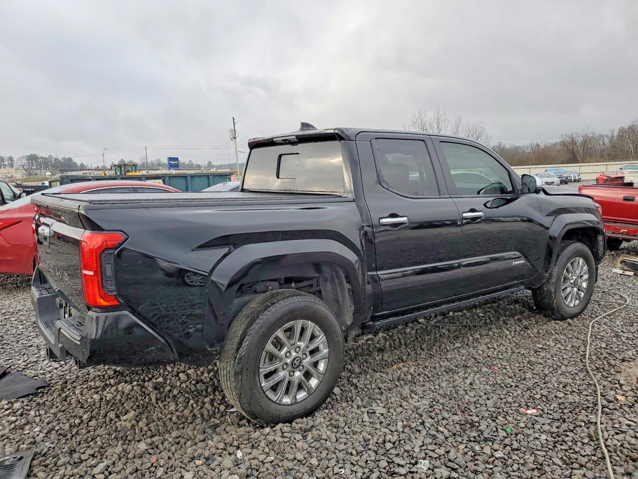 2024 Toyota Tacoma Double Cab - zdjęcie 3