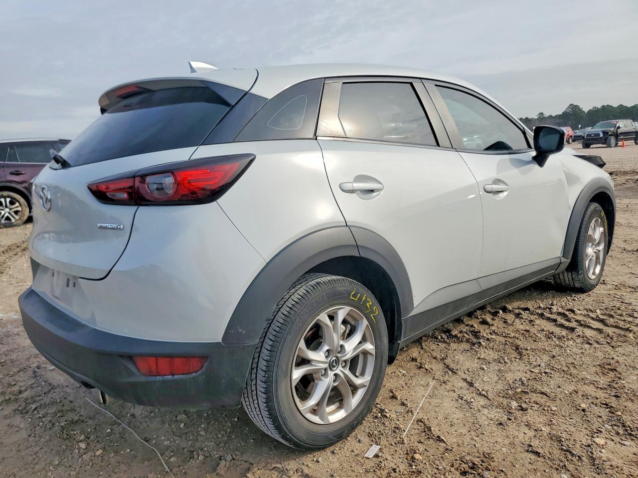 2021 Mazda Cx-3 Sport - zdjęcie 3