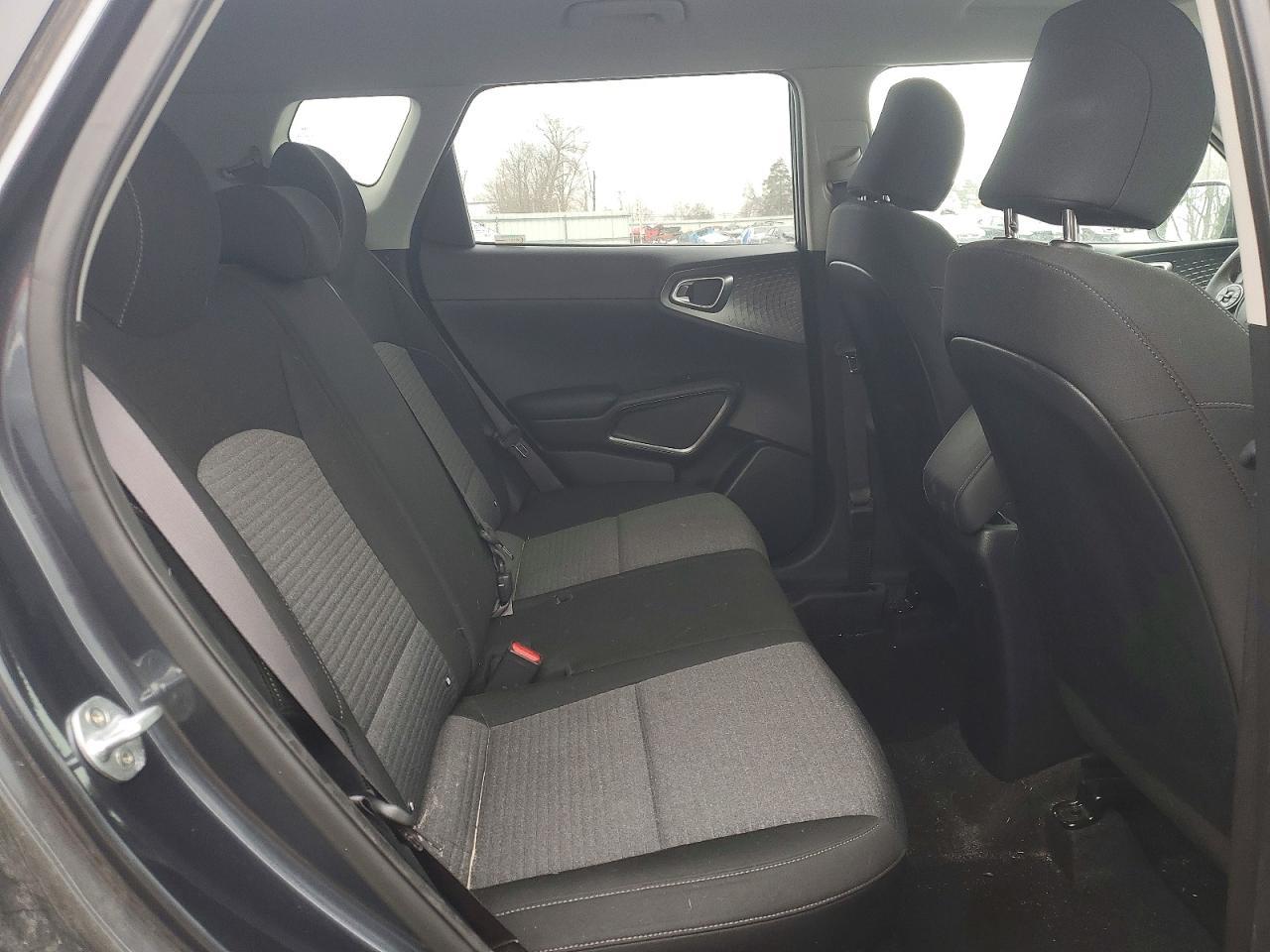 2020 Kia Soul S - zdjęcie 10