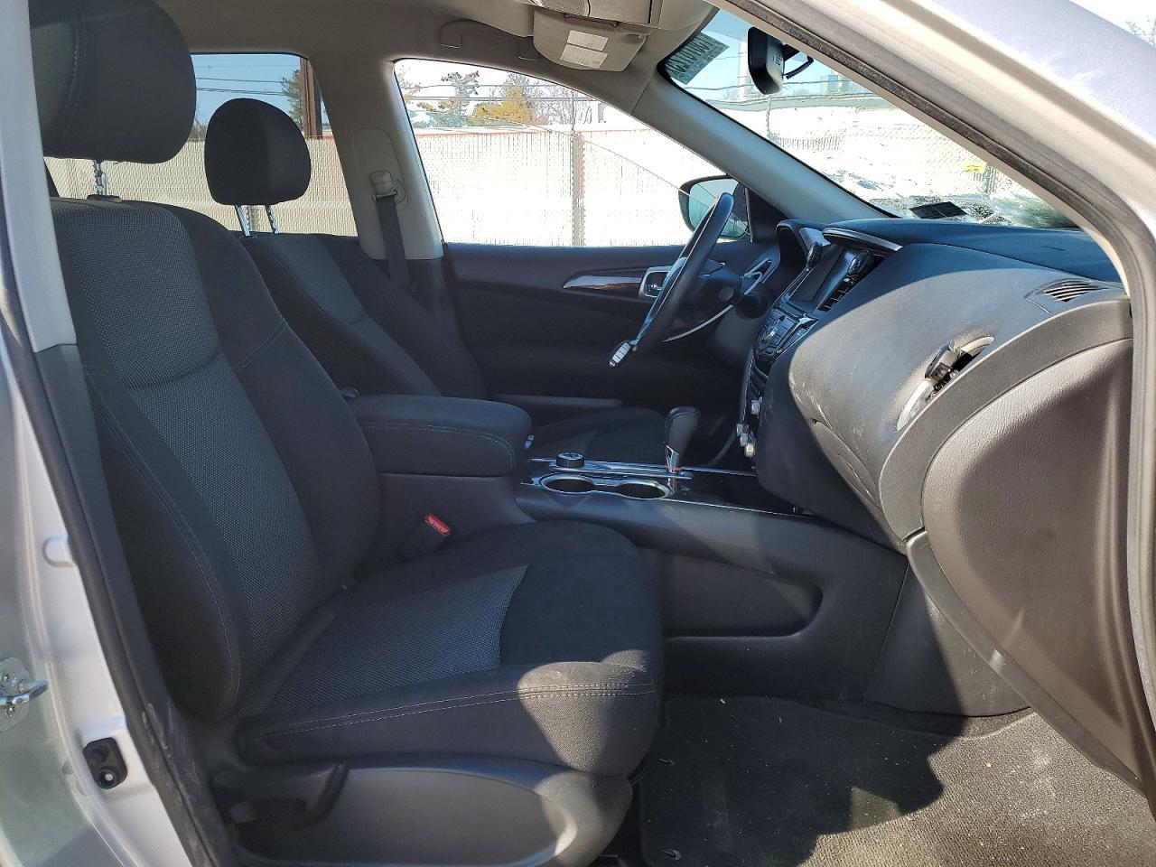 2017 Nissan Pathfinder S - zdjęcie 7