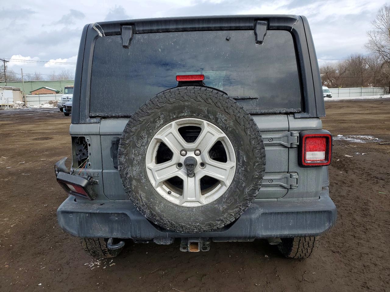 2021 Jeep Wrangler Unlimited Sport - zdjęcie 6