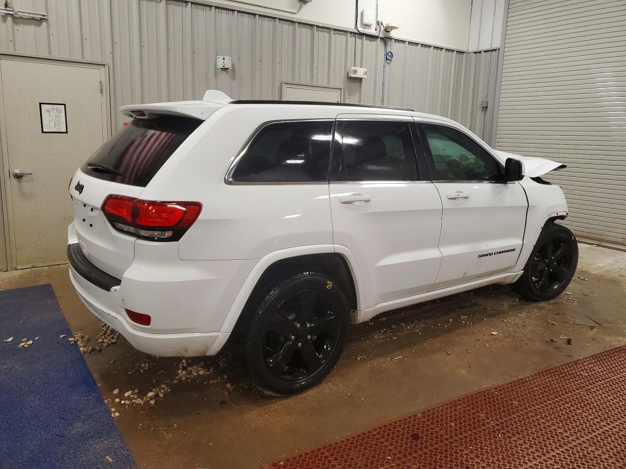 2015 Jeep Grand Cherokee Laredo - zdjęcie 3