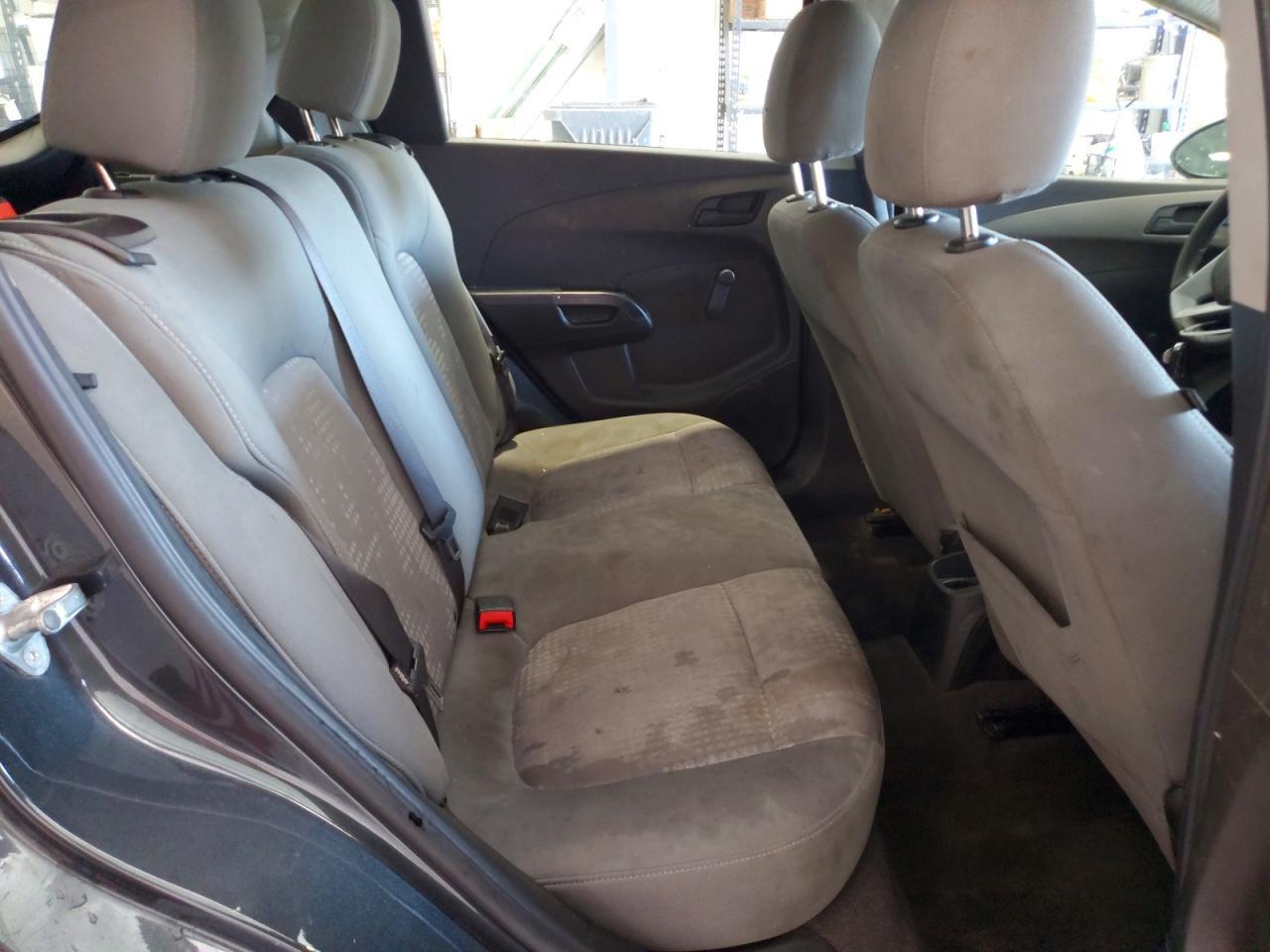 2019 Chevrolet Sonic - zdjęcie 10