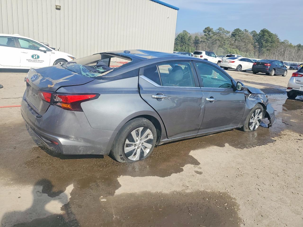 2020 Nissan Altima S - zdjęcie 3