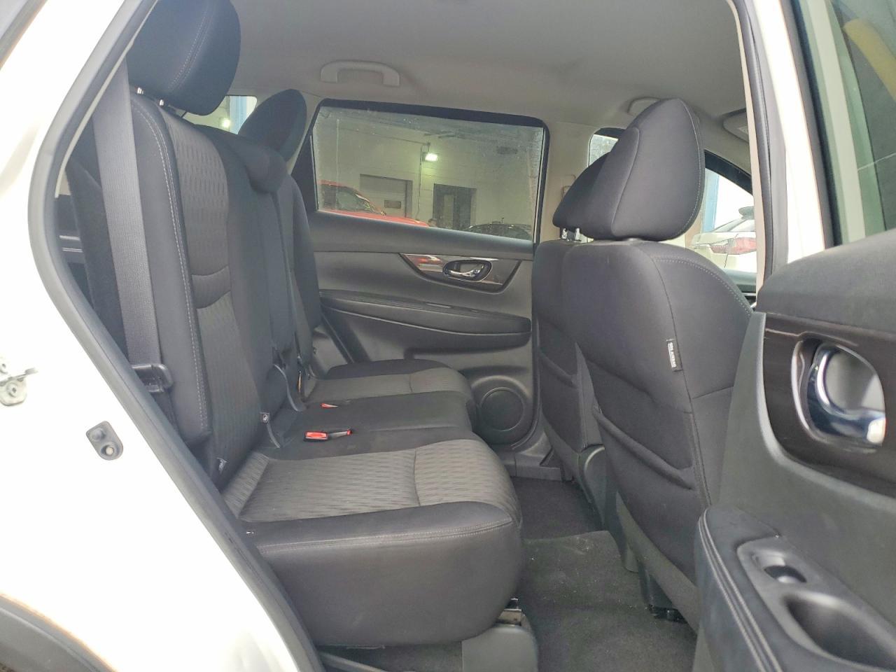 2018 Nissan Rogue Sv - zdjęcie 11