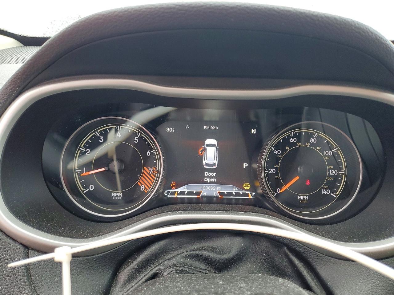 2015 Jeep Cherokee Limited - zdjęcie 9