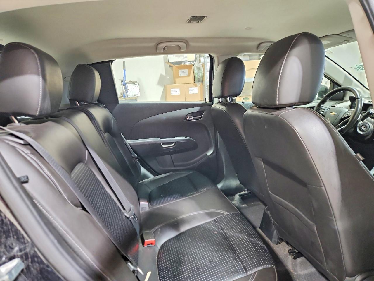 2014 Chevrolet Sonic - zdjęcie 10